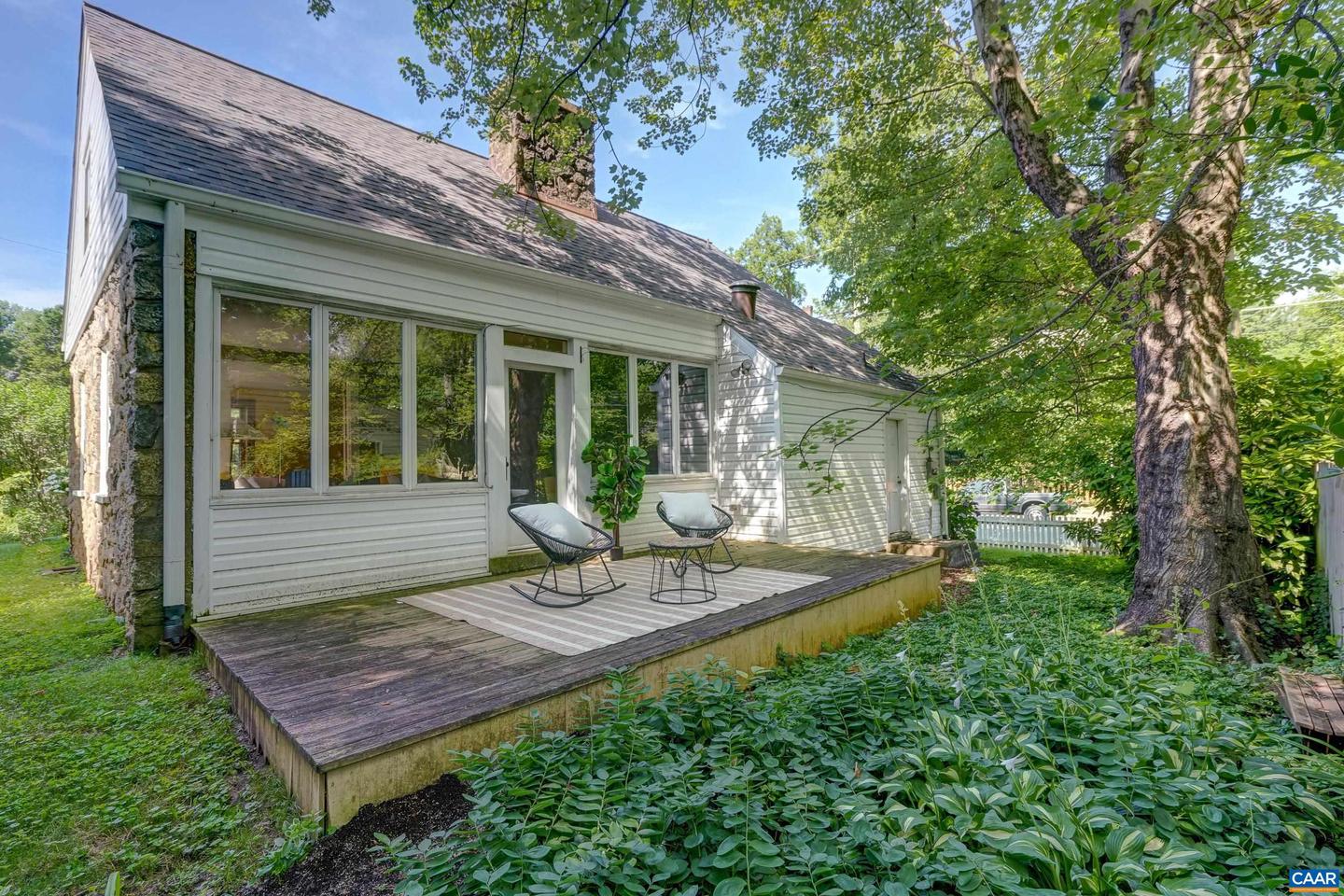 201 PARKWAY ST, CHARLOTTESVILLE, Virginia 22902, 2 Bedrooms Bedrooms, ,1 BathroomBathrooms,Residential,For sale,201 PARKWAY ST,665995 MLS # 665995