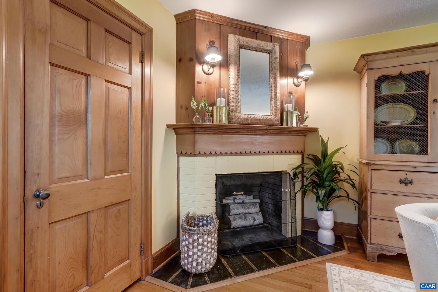201 PARKWAY ST, CHARLOTTESVILLE, Virginia 22902, 2 Bedrooms Bedrooms, ,1 BathroomBathrooms,Residential,For sale,201 PARKWAY ST,665995 MLS # 665995