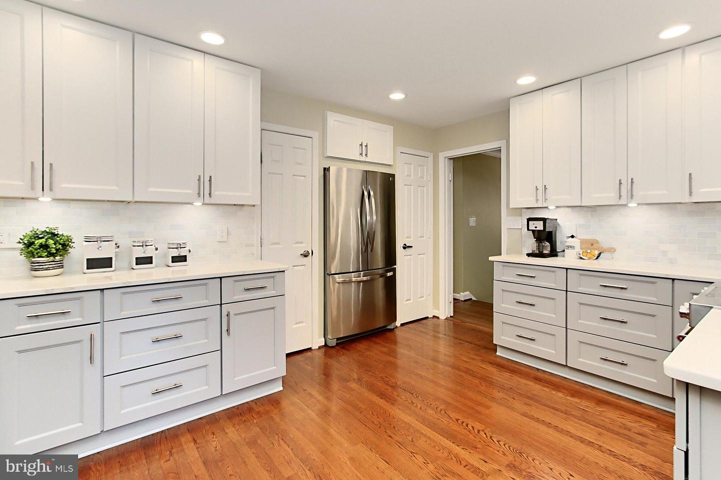 6623 KENNEDY LN, FALLS CHURCH, Virginia 22042, 5 Bedrooms Bedrooms, ,3 BathroomsBathrooms,Residential,For sale,6623 KENNEDY LN,VAFX2249440 MLS # VAFX2249440