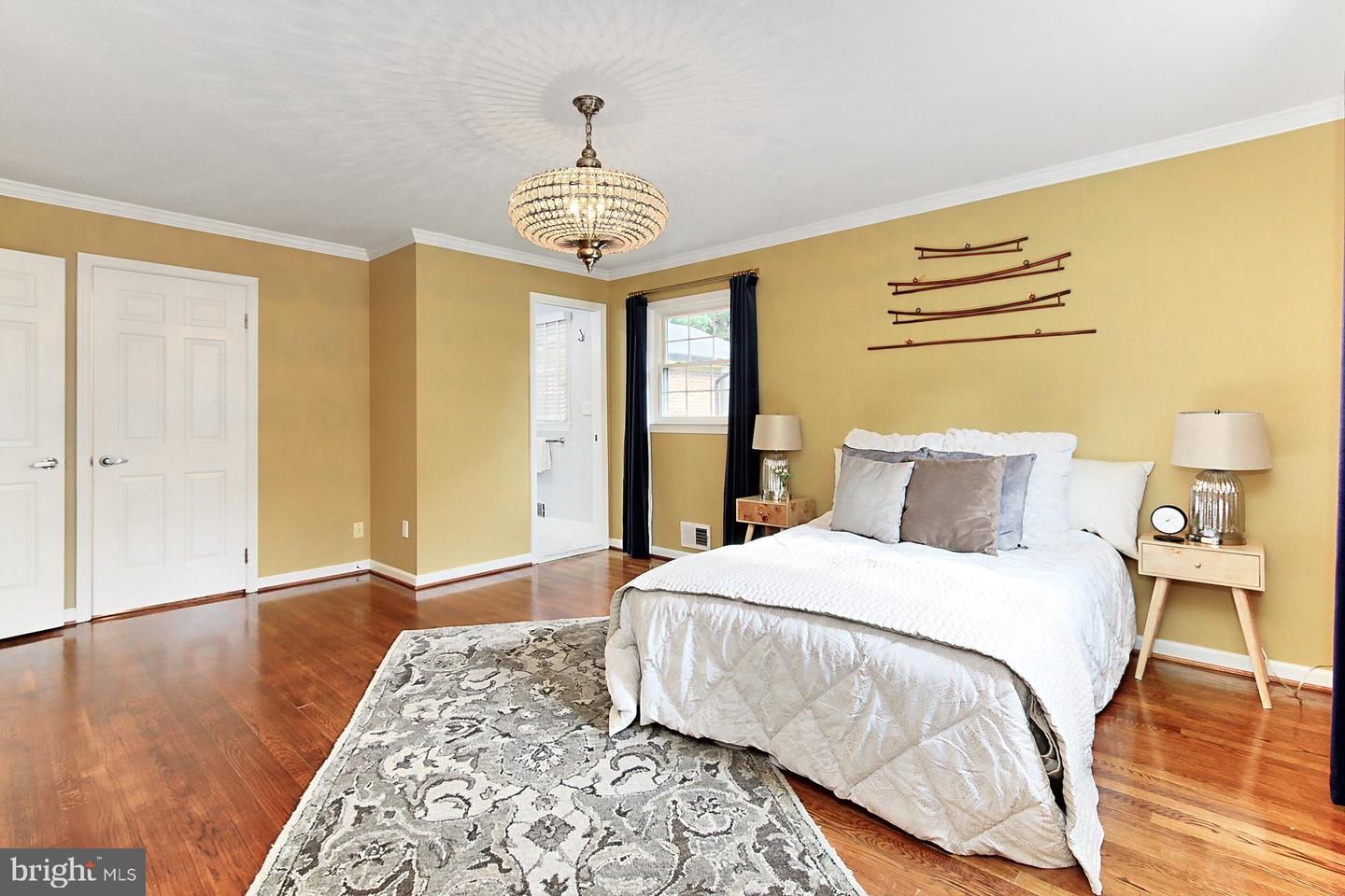 6623 KENNEDY LN, FALLS CHURCH, Virginia 22042, 5 Bedrooms Bedrooms, ,3 BathroomsBathrooms,Residential,For sale,6623 KENNEDY LN,VAFX2249440 MLS # VAFX2249440