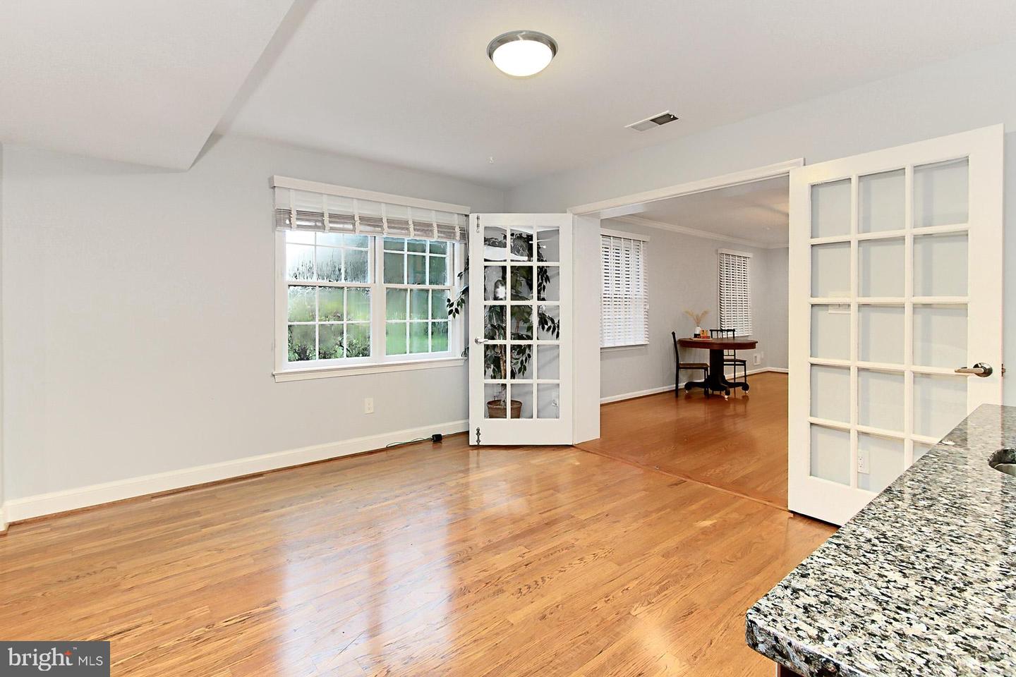 6623 KENNEDY LN, FALLS CHURCH, Virginia 22042, 5 Bedrooms Bedrooms, ,3 BathroomsBathrooms,Residential,For sale,6623 KENNEDY LN,VAFX2249440 MLS # VAFX2249440