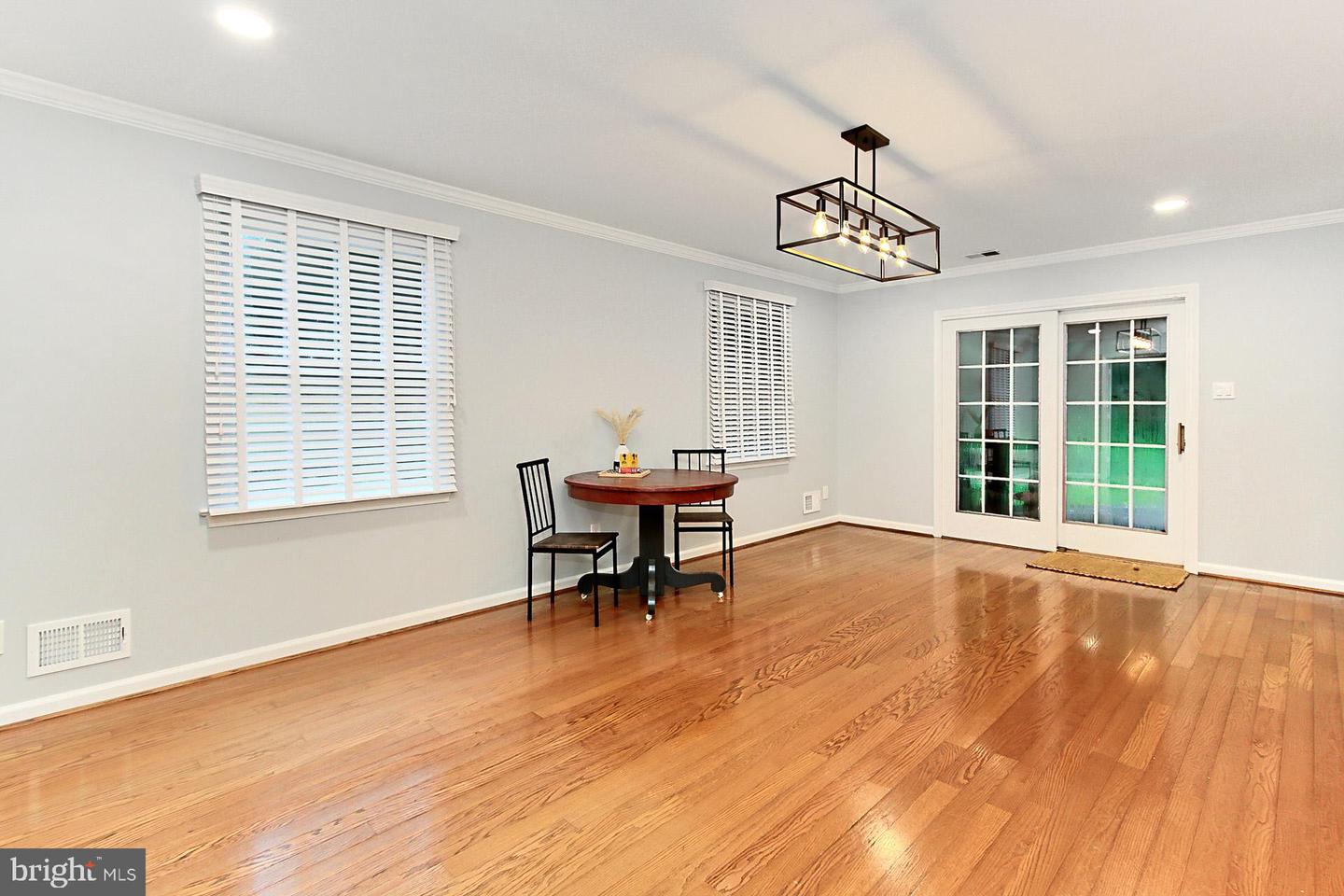 6623 KENNEDY LN, FALLS CHURCH, Virginia 22042, 5 Bedrooms Bedrooms, ,3 BathroomsBathrooms,Residential,For sale,6623 KENNEDY LN,VAFX2249440 MLS # VAFX2249440