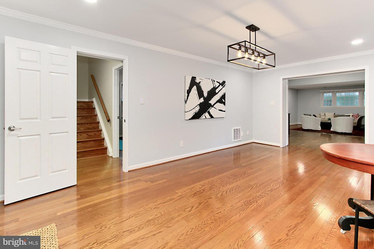 6623 KENNEDY LN, FALLS CHURCH, Virginia 22042, 5 Bedrooms Bedrooms, ,3 BathroomsBathrooms,Residential,For sale,6623 KENNEDY LN,VAFX2249440 MLS # VAFX2249440