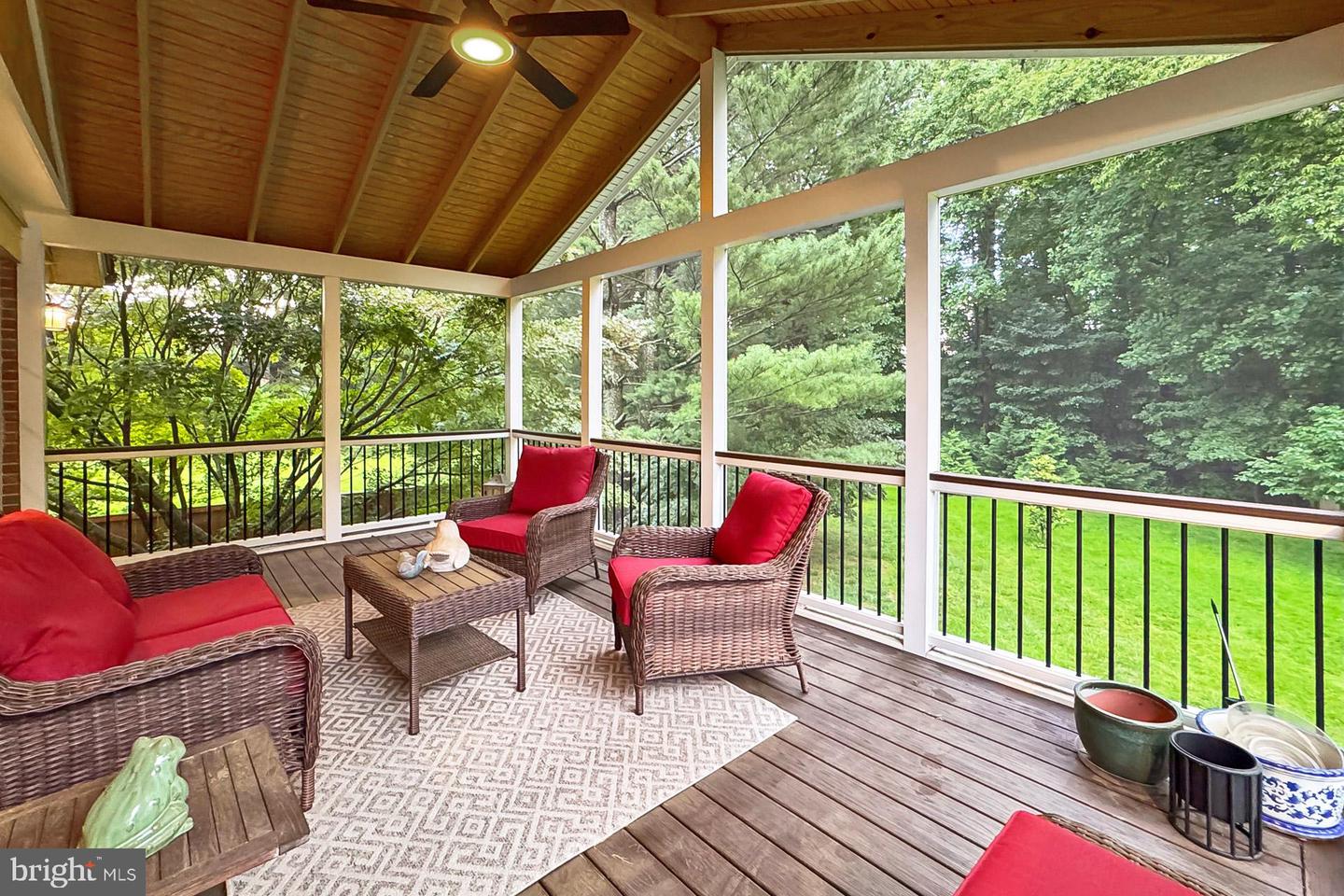 6623 KENNEDY LN, FALLS CHURCH, Virginia 22042, 5 Bedrooms Bedrooms, ,3 BathroomsBathrooms,Residential,For sale,6623 KENNEDY LN,VAFX2249440 MLS # VAFX2249440