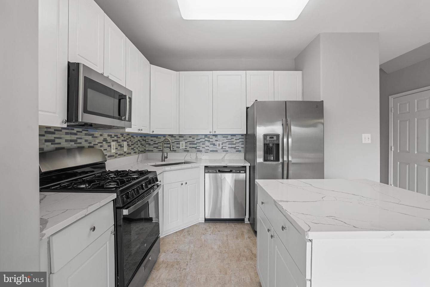 21024 MOSSY GLEN TER, ASHBURN, Virginia 20147, 4 Bedrooms Bedrooms, ,3 BathroomsBathrooms,Residential,For sale,21024 MOSSY GLEN TER,VALO2100148 MLS # VALO2100148