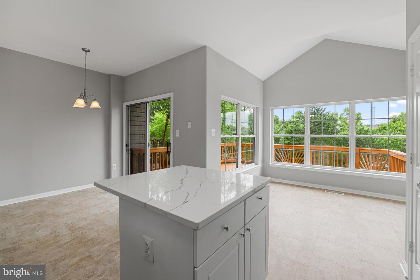 21024 MOSSY GLEN TER, ASHBURN, Virginia 20147, 4 Bedrooms Bedrooms, ,3 BathroomsBathrooms,Residential,For sale,21024 MOSSY GLEN TER,VALO2100148 MLS # VALO2100148