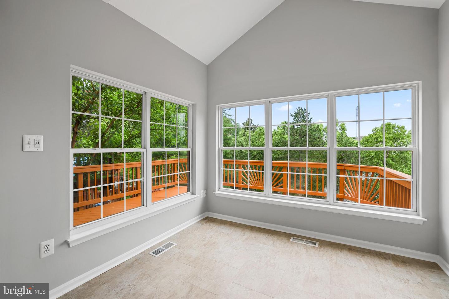 21024 MOSSY GLEN TER, ASHBURN, Virginia 20147, 4 Bedrooms Bedrooms, ,3 BathroomsBathrooms,Residential,For sale,21024 MOSSY GLEN TER,VALO2100148 MLS # VALO2100148