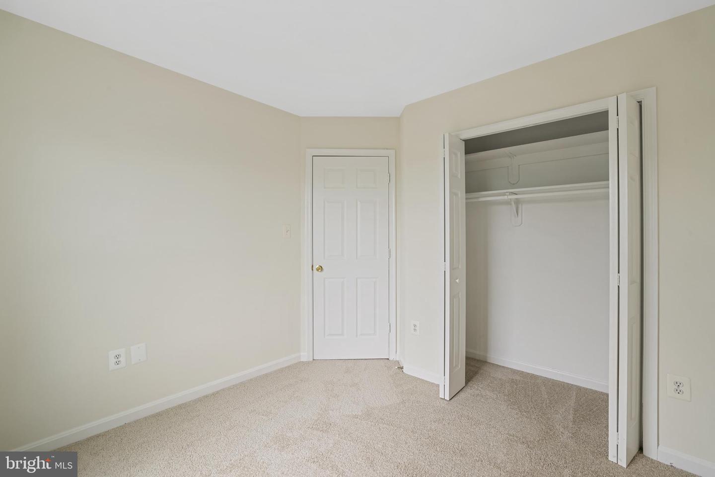 21024 MOSSY GLEN TER, ASHBURN, Virginia 20147, 4 Bedrooms Bedrooms, ,3 BathroomsBathrooms,Residential,For sale,21024 MOSSY GLEN TER,VALO2100148 MLS # VALO2100148