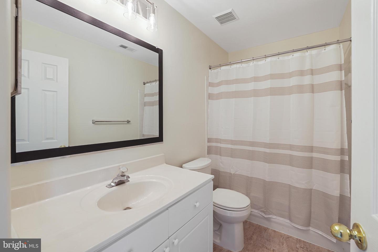 21024 MOSSY GLEN TER, ASHBURN, Virginia 20147, 4 Bedrooms Bedrooms, ,3 BathroomsBathrooms,Residential,For sale,21024 MOSSY GLEN TER,VALO2100148 MLS # VALO2100148