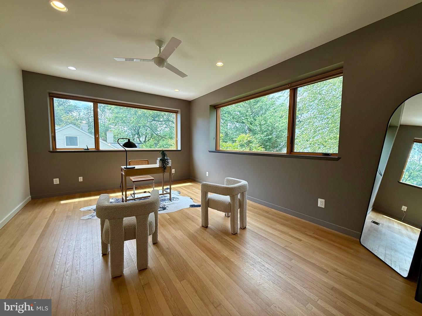 4844 YORKTOWN BLVD, ARLINGTON, Virginia 22207, 6 Bedrooms Bedrooms, ,5 BathroomsBathrooms,Residential,For sale,4844 YORKTOWN BLVD,VAAR2059590 MLS # VAAR2059590