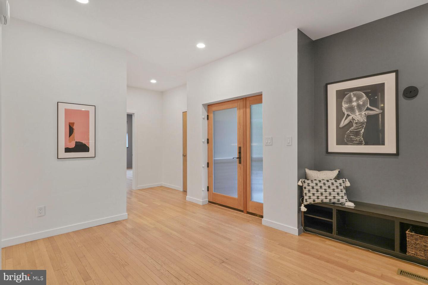 4844 YORKTOWN BLVD, ARLINGTON, Virginia 22207, 6 Bedrooms Bedrooms, ,5 BathroomsBathrooms,Residential,For sale,4844 YORKTOWN BLVD,VAAR2059590 MLS # VAAR2059590