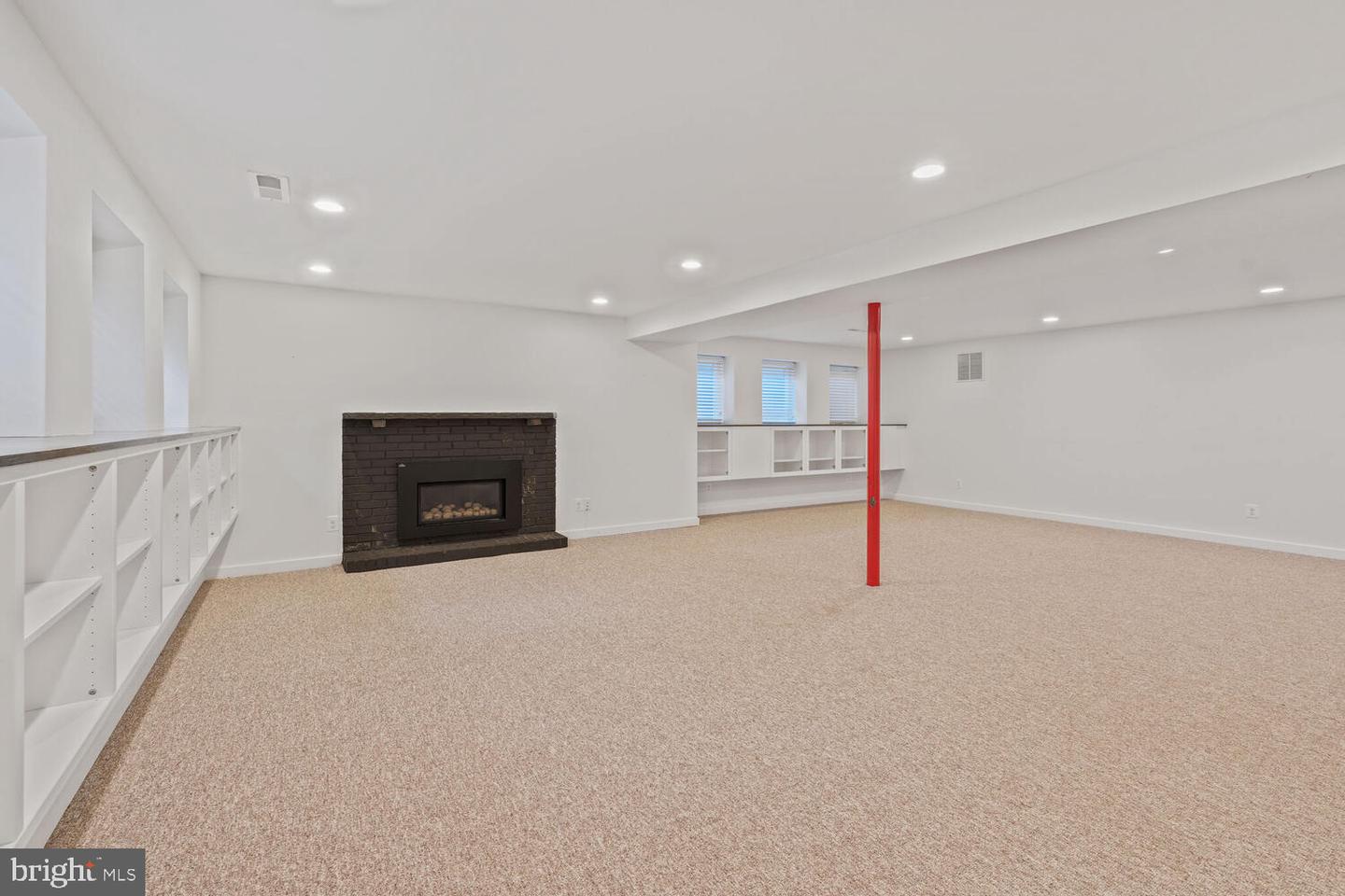4844 YORKTOWN BLVD, ARLINGTON, Virginia 22207, 6 Bedrooms Bedrooms, ,5 BathroomsBathrooms,Residential,For sale,4844 YORKTOWN BLVD,VAAR2059590 MLS # VAAR2059590