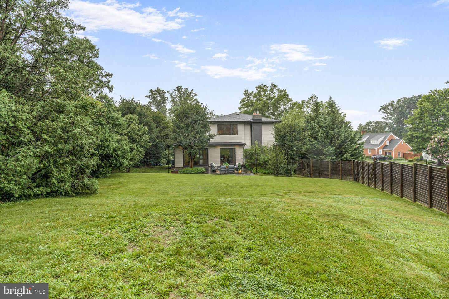 4844 YORKTOWN BLVD, ARLINGTON, Virginia 22207, 6 Bedrooms Bedrooms, ,5 BathroomsBathrooms,Residential,For sale,4844 YORKTOWN BLVD,VAAR2059590 MLS # VAAR2059590