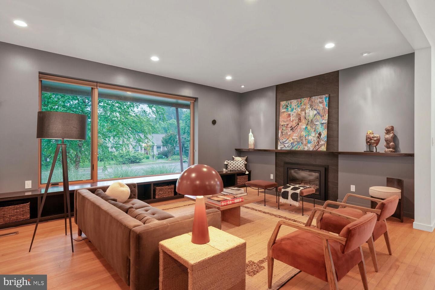 4844 YORKTOWN BLVD, ARLINGTON, Virginia 22207, 6 Bedrooms Bedrooms, ,5 BathroomsBathrooms,Residential,For sale,4844 YORKTOWN BLVD,VAAR2059590 MLS # VAAR2059590