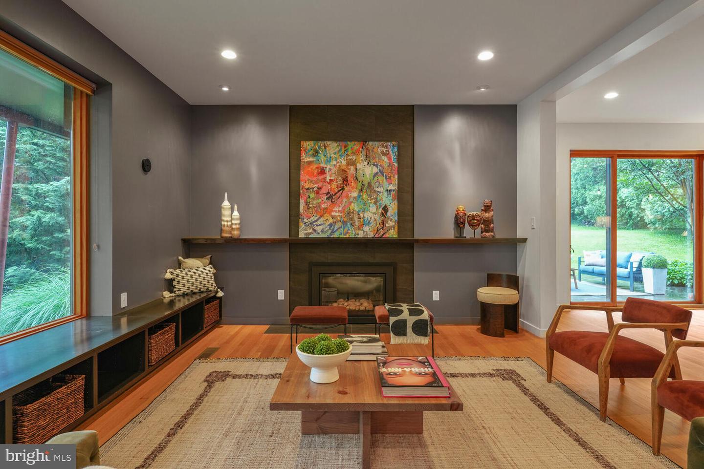 4844 YORKTOWN BLVD, ARLINGTON, Virginia 22207, 6 Bedrooms Bedrooms, ,5 BathroomsBathrooms,Residential,For sale,4844 YORKTOWN BLVD,VAAR2059590 MLS # VAAR2059590