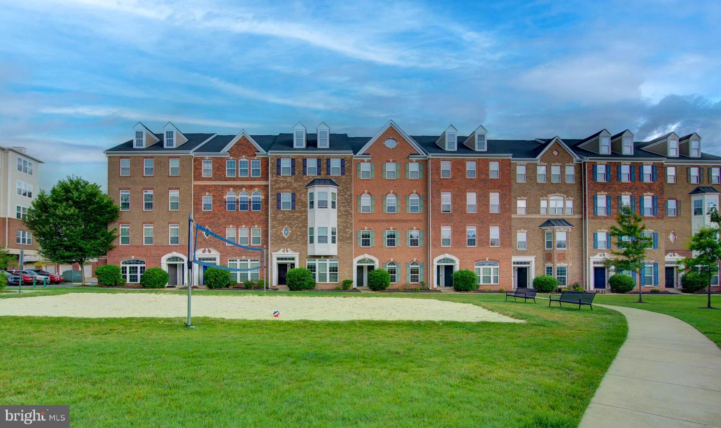 13764 EARHART CIR, HERNDON, Virginia 20171, 3 Bedrooms Bedrooms, ,2 BathroomsBathrooms,Residential,For sale,13764 EARHART CIR,VAFX2249380 MLS # VAFX2249380