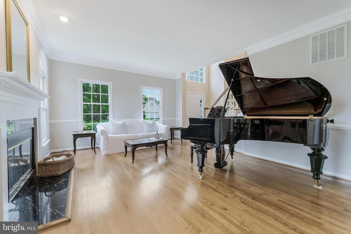 43776 WOODWORTH CT, ASHBURN, Virginia 20147, 5 Bedrooms Bedrooms, ,4 BathroomsBathrooms,Residential,For sale,43776 WOODWORTH CT,VALO2100226 MLS # VALO2100226