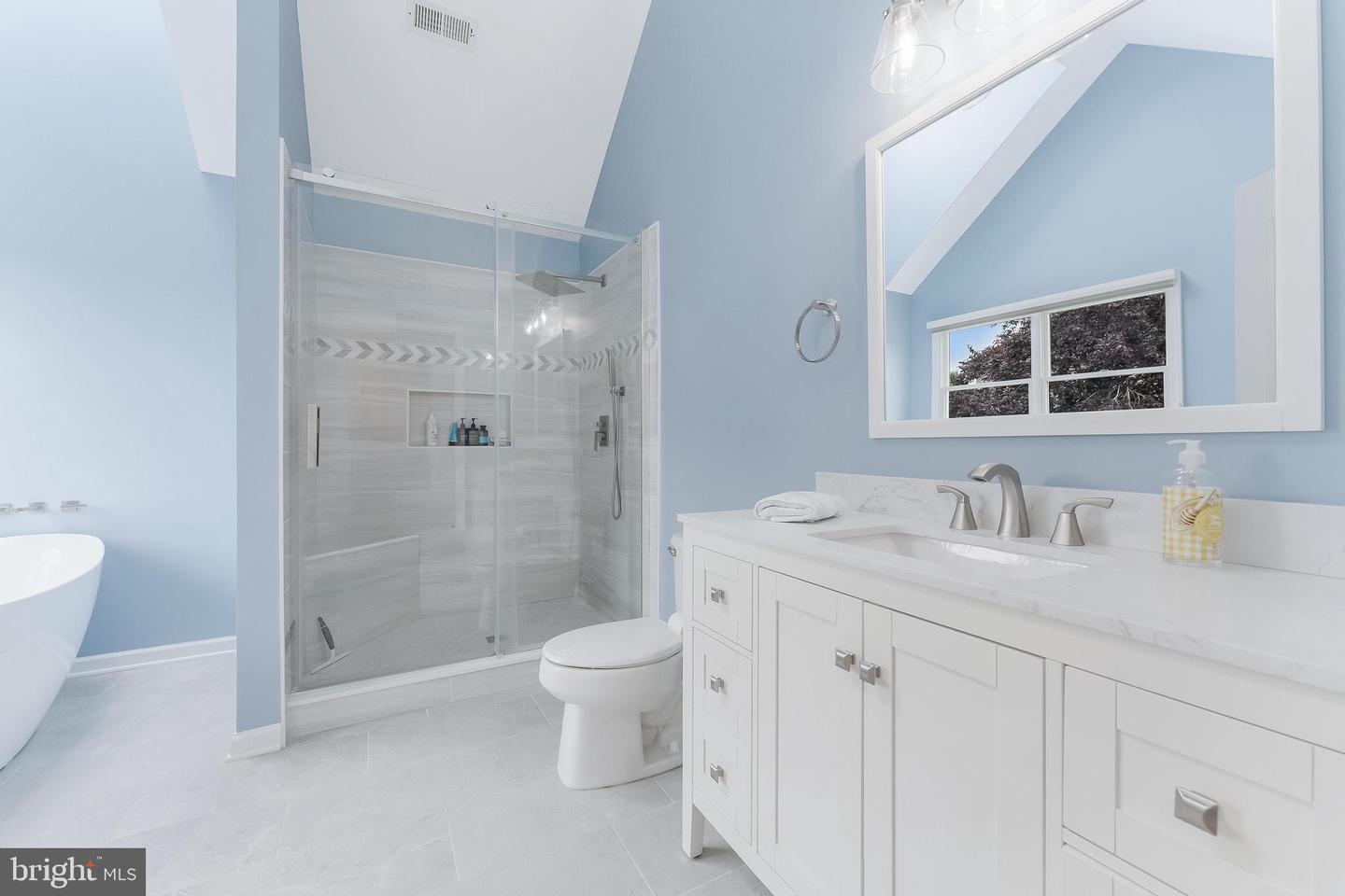43776 WOODWORTH CT, ASHBURN, Virginia 20147, 5 Bedrooms Bedrooms, ,4 BathroomsBathrooms,Residential,For sale,43776 WOODWORTH CT,VALO2100226 MLS # VALO2100226