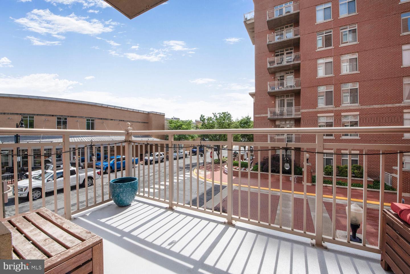 4480 MARKET COMMONS DR #215, FAIRFAX, Virginia 22033, 2 Bedrooms Bedrooms, ,2 BathroomsBathrooms,Residential,For sale,4480 MARKET COMMONS DR #215,VAFX2249402 MLS # VAFX2249402