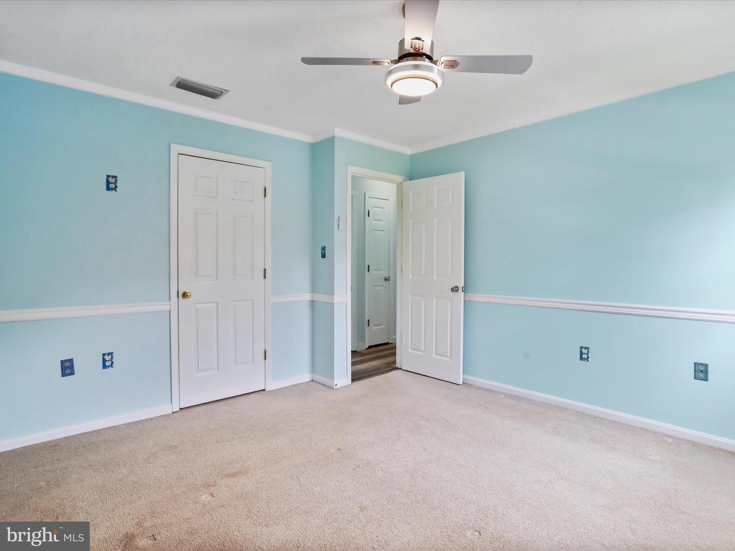 202 RIDGEFIELD AVE, STEPHENS CITY, Virginia 22655, 3 Bedrooms Bedrooms, ,2 BathroomsBathrooms,Residential,For sale,202 RIDGEFIELD AVE,VAFV2035032 MLS # VAFV2035032