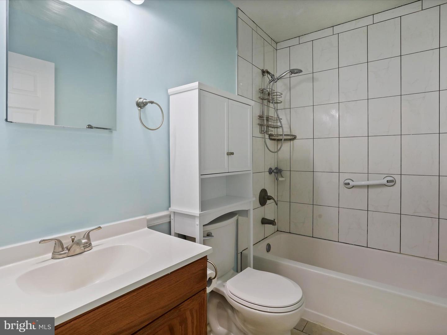202 RIDGEFIELD AVE, STEPHENS CITY, Virginia 22655, 3 Bedrooms Bedrooms, ,2 BathroomsBathrooms,Residential,For sale,202 RIDGEFIELD AVE,VAFV2035032 MLS # VAFV2035032