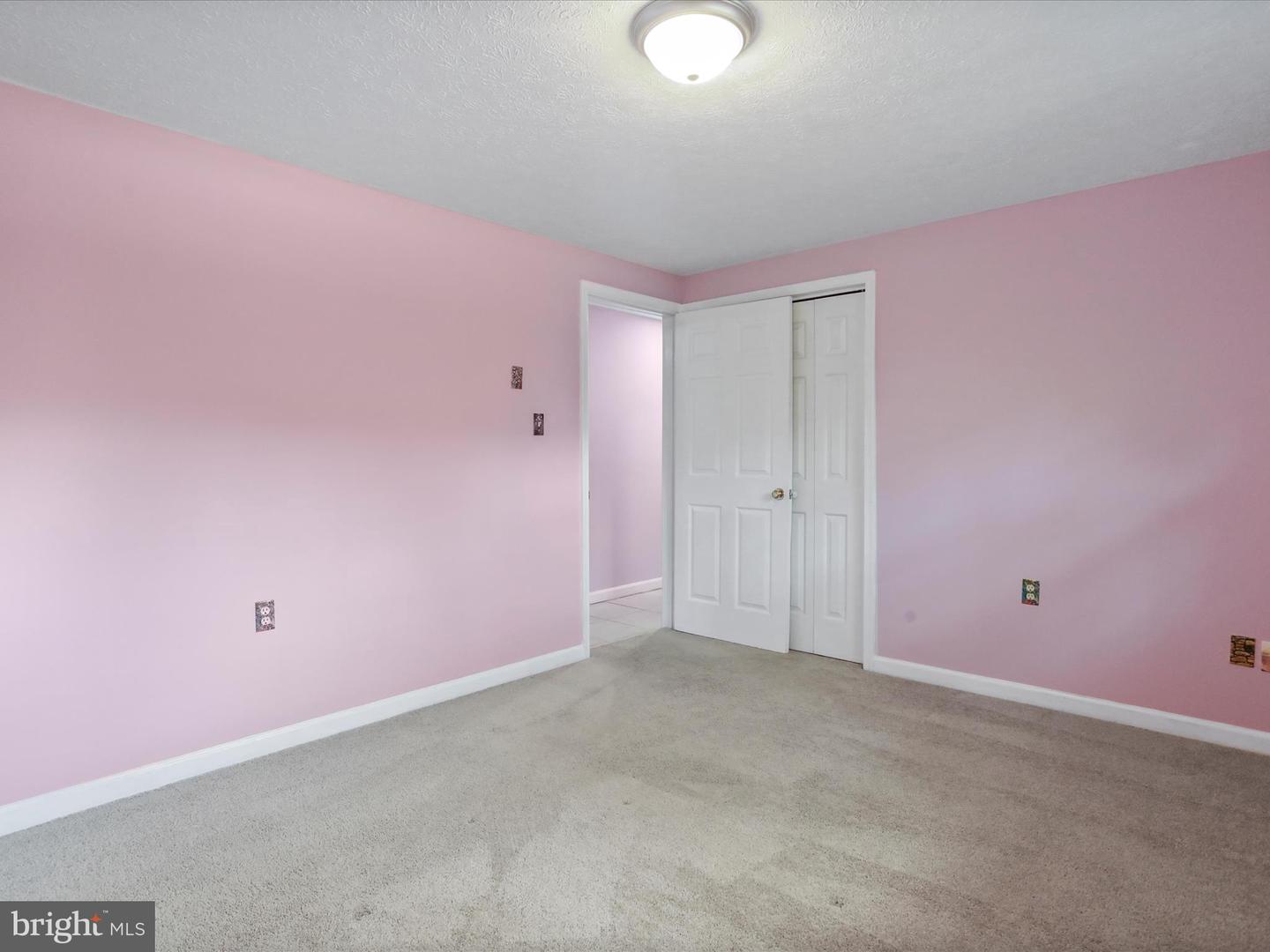202 RIDGEFIELD AVE, STEPHENS CITY, Virginia 22655, 3 Bedrooms Bedrooms, ,2 BathroomsBathrooms,Residential,For sale,202 RIDGEFIELD AVE,VAFV2035032 MLS # VAFV2035032