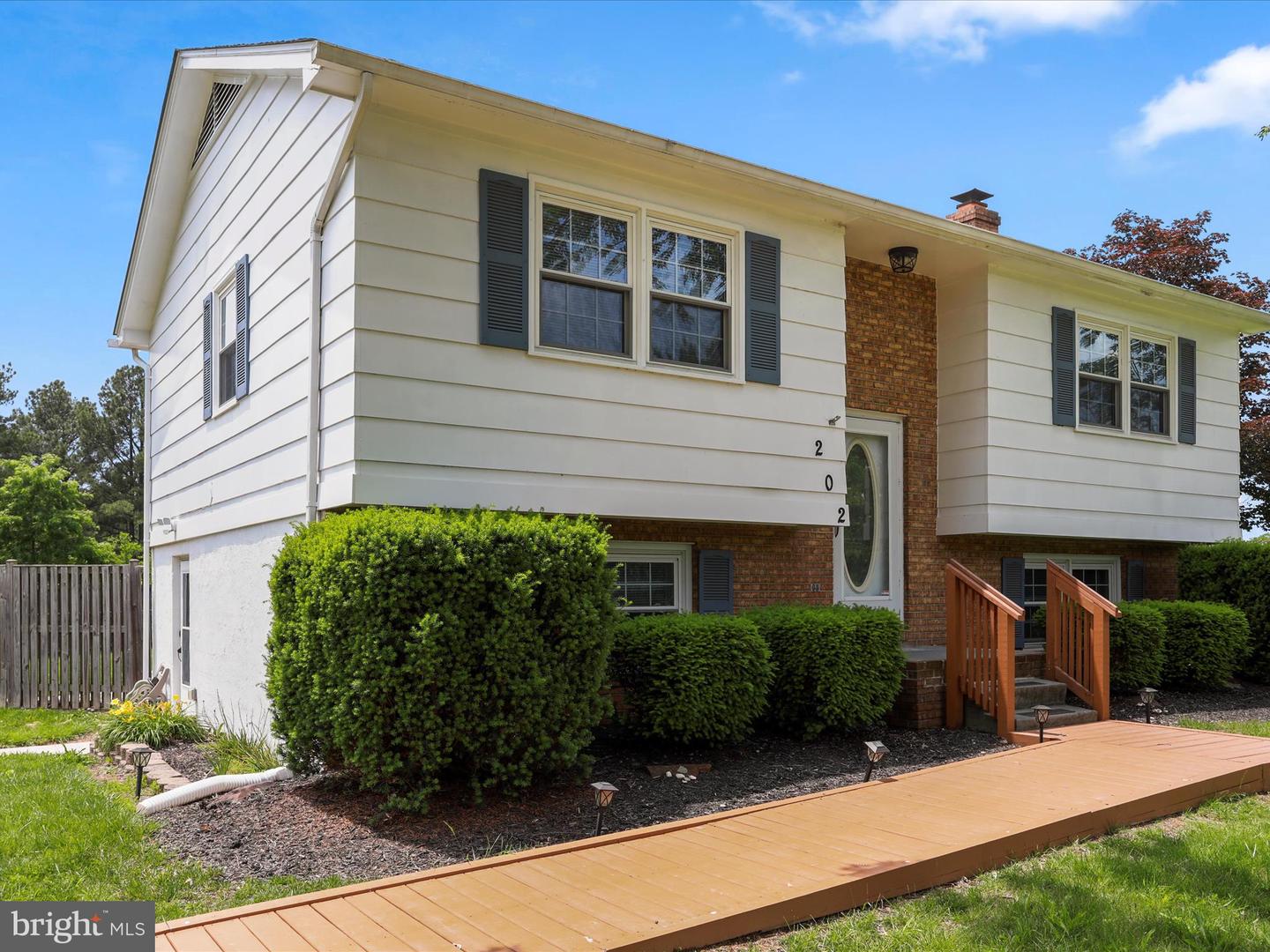 202 RIDGEFIELD AVE, STEPHENS CITY, Virginia 22655, 3 Bedrooms Bedrooms, ,2 BathroomsBathrooms,Residential,For sale,202 RIDGEFIELD AVE,VAFV2035032 MLS # VAFV2035032