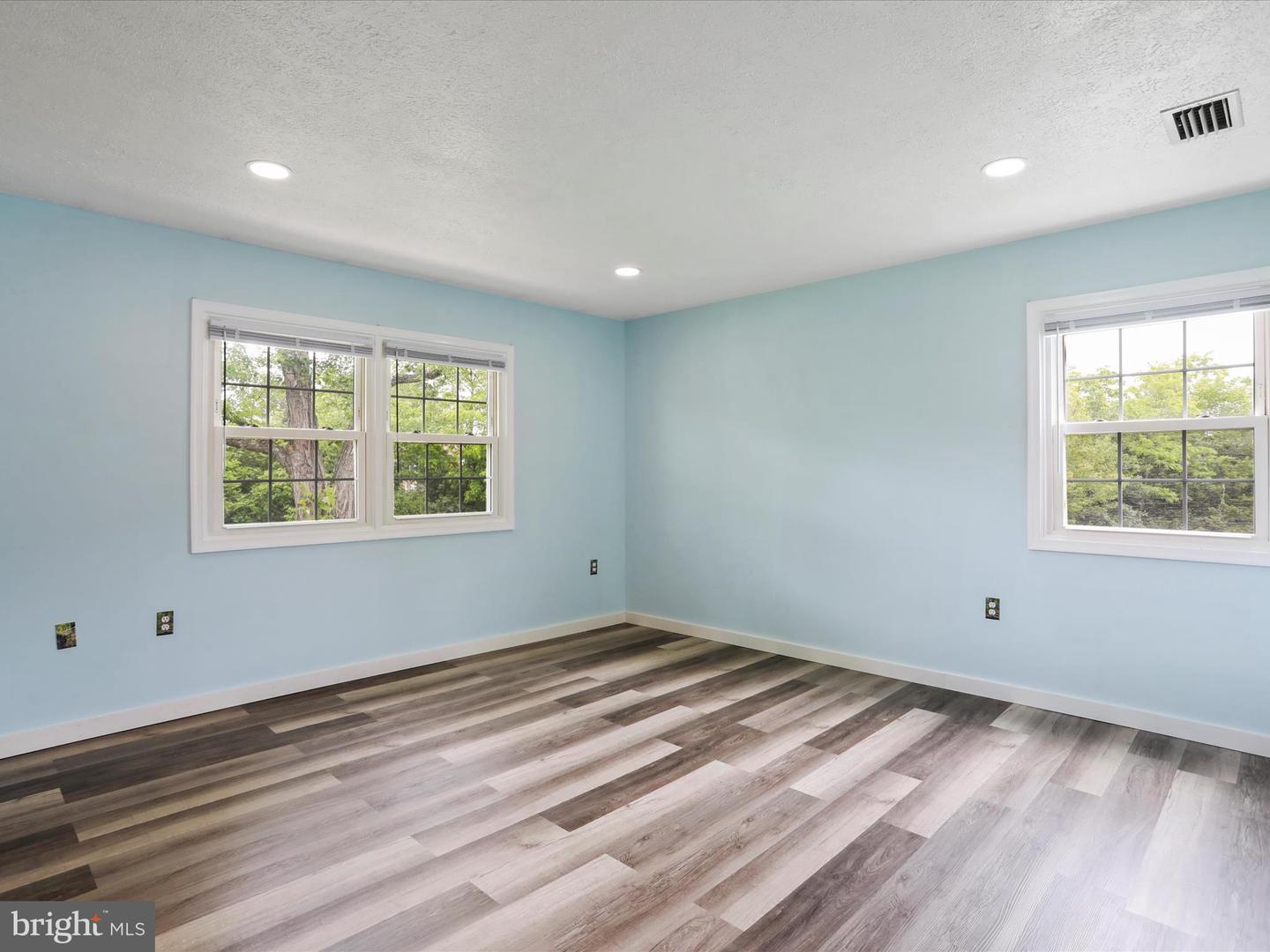 202 RIDGEFIELD AVE, STEPHENS CITY, Virginia 22655, 3 Bedrooms Bedrooms, ,2 BathroomsBathrooms,Residential,For sale,202 RIDGEFIELD AVE,VAFV2035032 MLS # VAFV2035032