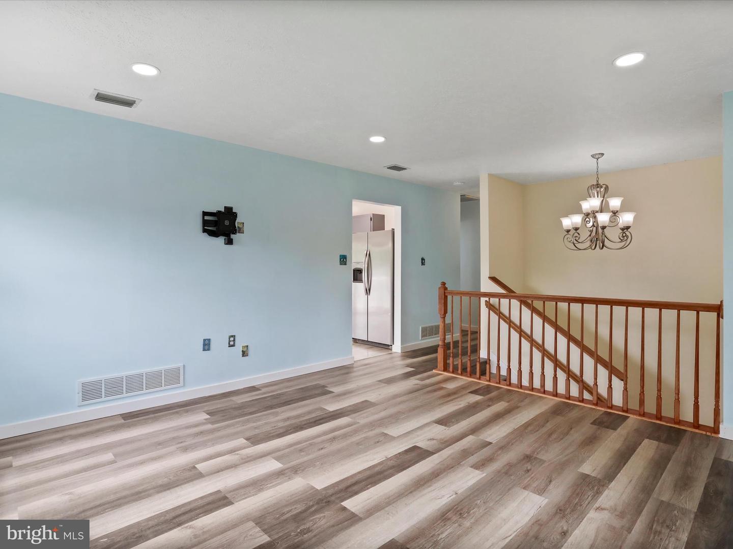 202 RIDGEFIELD AVE, STEPHENS CITY, Virginia 22655, 3 Bedrooms Bedrooms, ,2 BathroomsBathrooms,Residential,For sale,202 RIDGEFIELD AVE,VAFV2035032 MLS # VAFV2035032