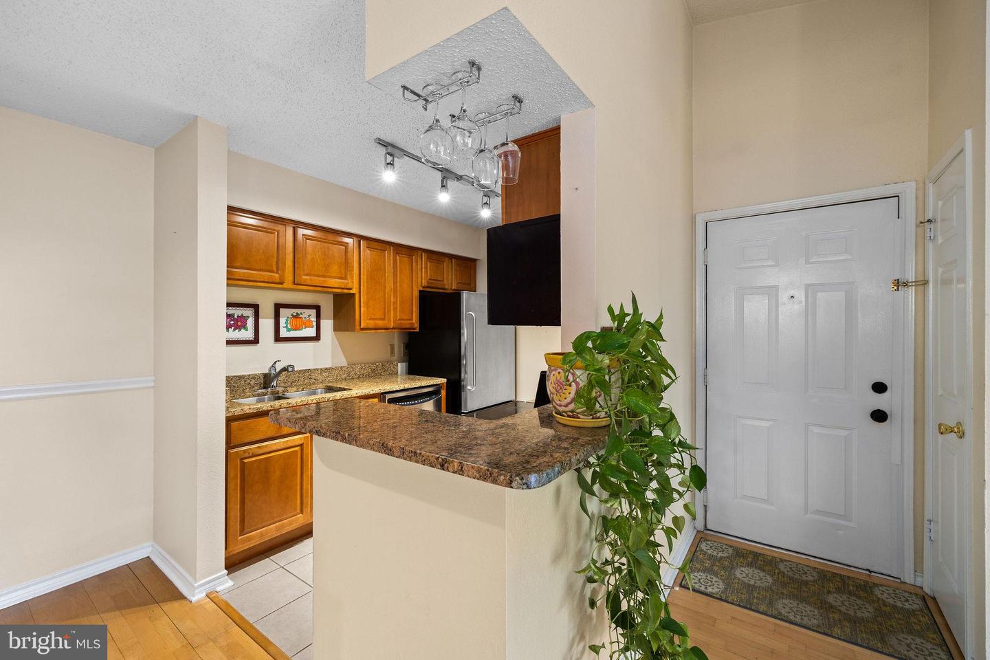 1533 LINCOLN WAY #301A, MCLEAN, Virginia 22102, 1 Bedroom Bedrooms, ,1 BathroomBathrooms,Residential,For sale,1533 LINCOLN WAY #301A,VAFX2249520 MLS # VAFX2249520
