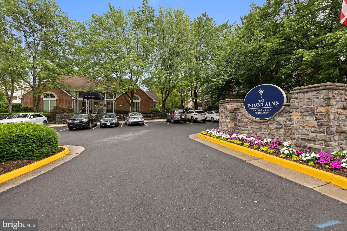 1533 LINCOLN WAY #301A, MCLEAN, Virginia 22102, 1 Bedroom Bedrooms, ,1 BathroomBathrooms,Residential,For sale,1533 LINCOLN WAY #301A,VAFX2249520 MLS # VAFX2249520