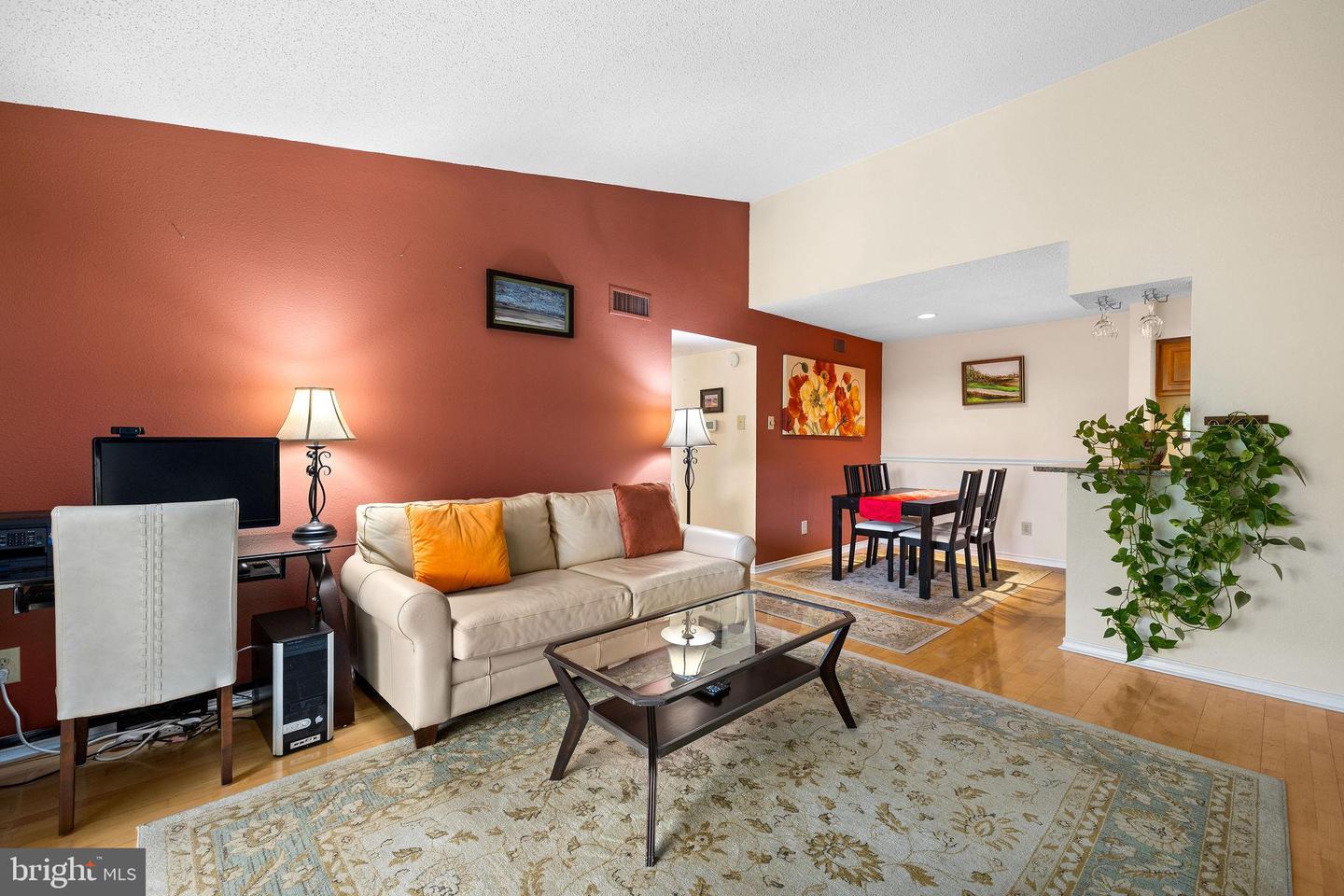 1533 LINCOLN WAY #301A, MCLEAN, Virginia 22102, 1 Bedroom Bedrooms, ,1 BathroomBathrooms,Residential,For sale,1533 LINCOLN WAY #301A,VAFX2249520 MLS # VAFX2249520