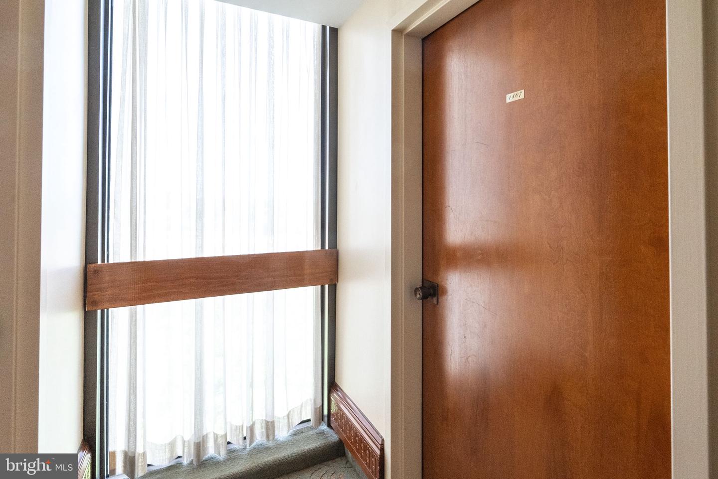 1101 S ARLINGTON RIDGE RD #1107, ARLINGTON, Virginia 22202, 2 Bedrooms Bedrooms, 8 Rooms Rooms,2 BathroomsBathrooms,Residential,For sale,1101 S ARLINGTON RIDGE RD #1107,VAAR2059674 MLS # VAAR2059674