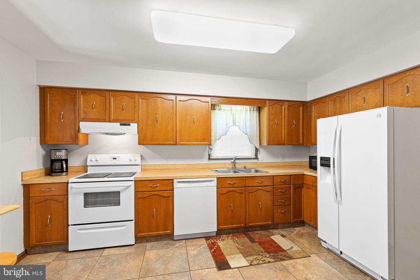 208 GREENSPRING DR, STAFFORD, Virginia 22554, 3 Bedrooms Bedrooms, ,2 BathroomsBathrooms,Residential,For sale,208 GREENSPRING DR,VAST2040094 MLS # VAST2040094