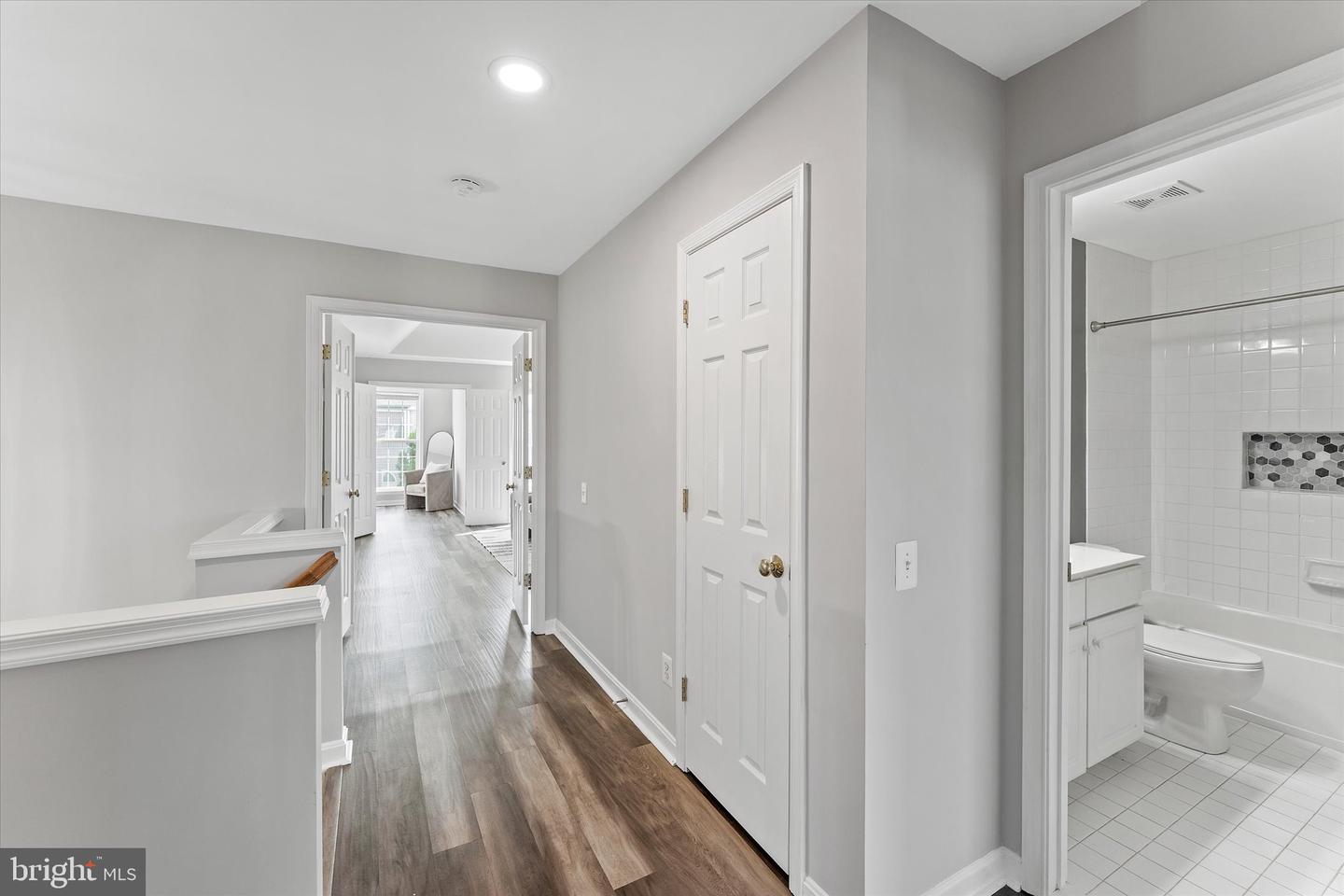 5193 JULE STAR DR, CENTREVILLE, Virginia 20120, 5 Bedrooms Bedrooms, ,3 BathroomsBathrooms,Residential,For sale,5193 JULE STAR DR,VAFX2249538 MLS # VAFX2249538