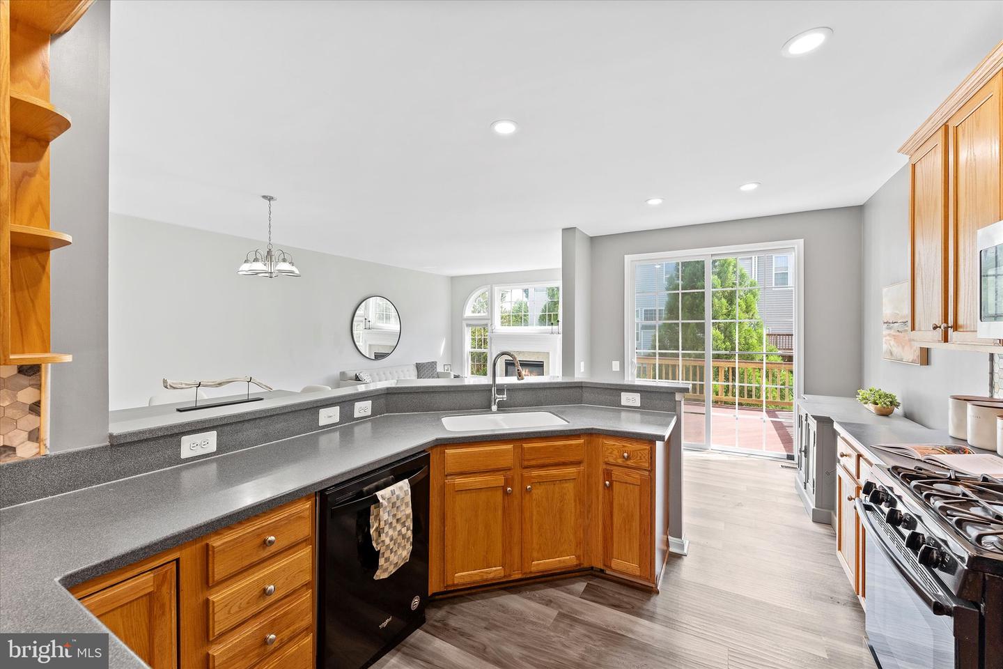 5193 JULE STAR DR, CENTREVILLE, Virginia 20120, 5 Bedrooms Bedrooms, ,3 BathroomsBathrooms,Residential,For sale,5193 JULE STAR DR,VAFX2249538 MLS # VAFX2249538