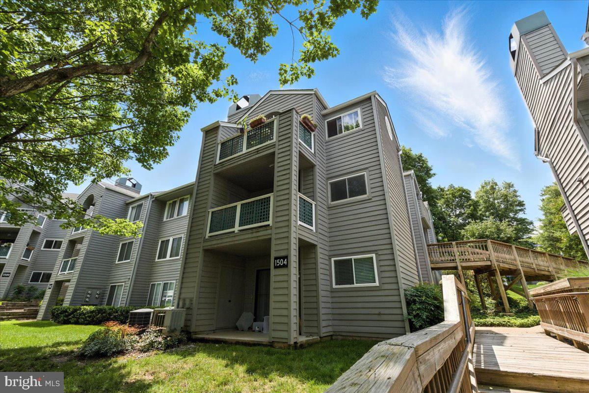 1504 SUMMERCHASE CT #D, RESTON, Virginia 20194, 2 Bedrooms Bedrooms, ,2 BathroomsBathrooms,Residential,For sale,1504 SUMMERCHASE CT #D,VAFX2249594 MLS # VAFX2249594