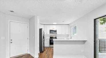 1504 SUMMERCHASE CT #D, RESTON, Virginia 20194, 2 Bedrooms Bedrooms, ,2 BathroomsBathrooms,Residential,For sale,1504 SUMMERCHASE CT #D,VAFX2249594 MLS # VAFX2249594