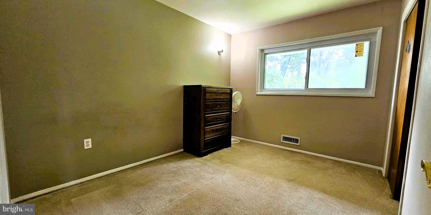 4753 POMPONIO PL, ANNANDALE, Virginia 22003, 4 Bedrooms Bedrooms, ,3 BathroomsBathrooms,Residential,For sale,4753 POMPONIO PL,VAFX2249470 MLS # VAFX2249470