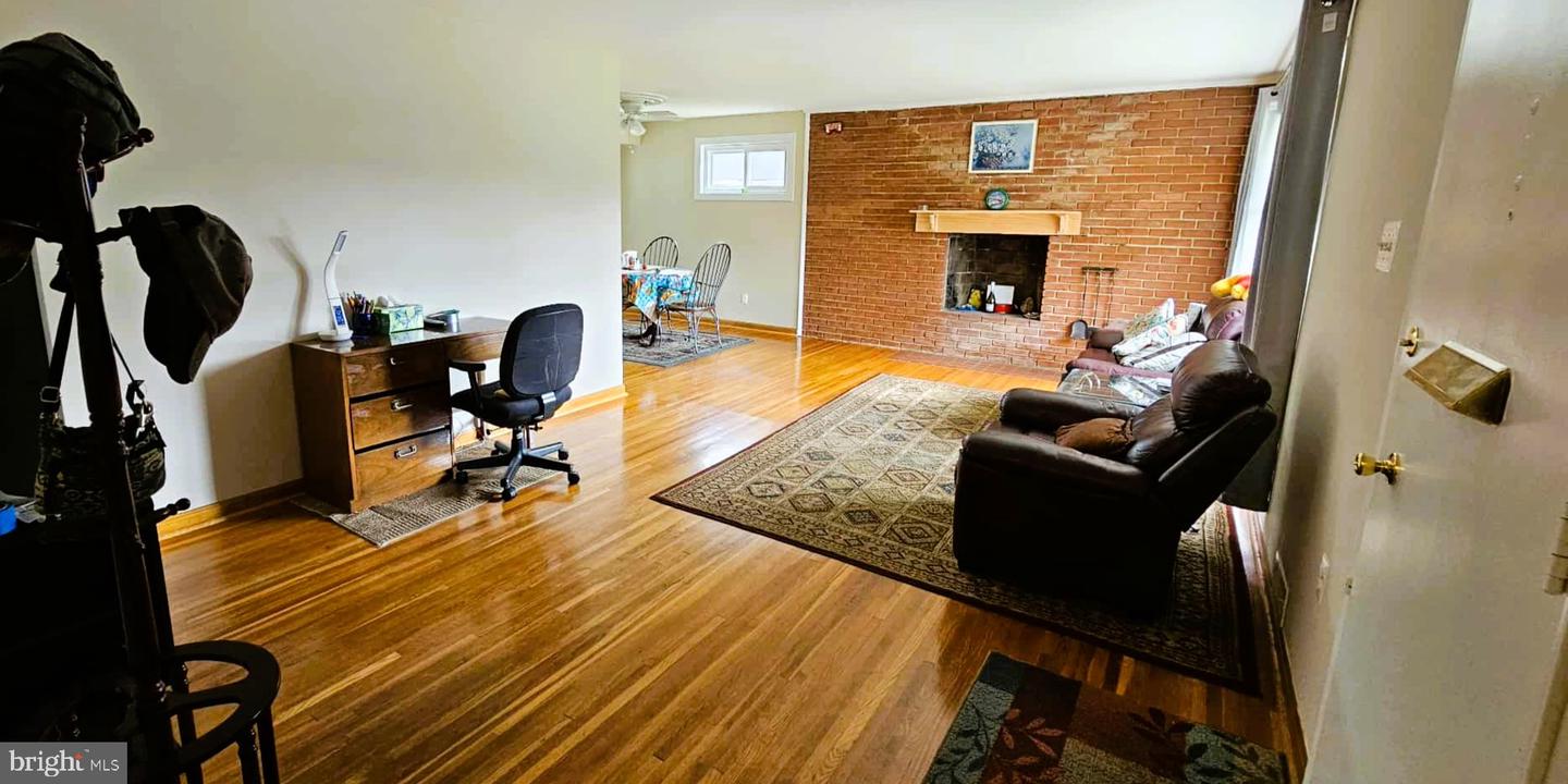 4753 POMPONIO PL, ANNANDALE, Virginia 22003, 4 Bedrooms Bedrooms, ,3 BathroomsBathrooms,Residential,For sale,4753 POMPONIO PL,VAFX2249470 MLS # VAFX2249470