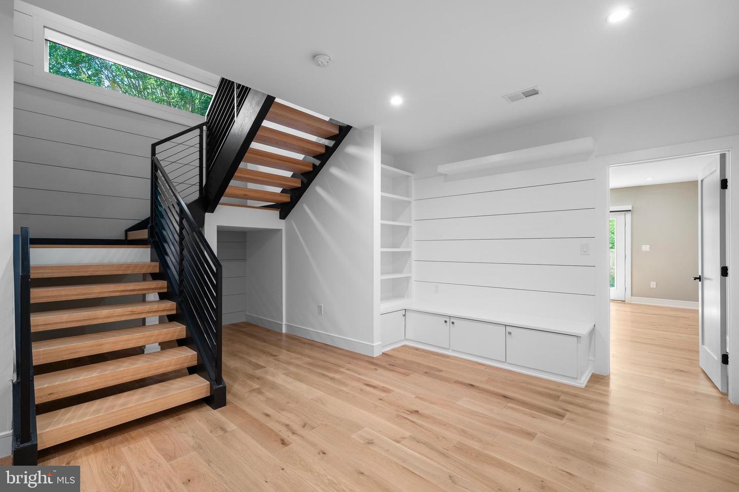 1459 DEWBERRY CT, MCLEAN, Virginia 22101, 6 Bedrooms Bedrooms, ,6 BathroomsBathrooms,Residential,For sale,1459 DEWBERRY CT,VAFX2249556 MLS # VAFX2249556