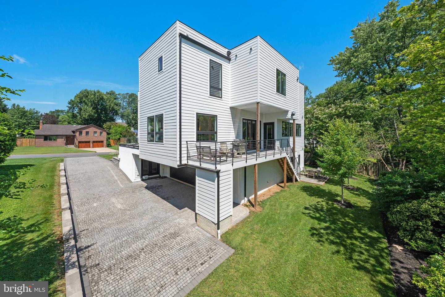 1459 DEWBERRY CT, MCLEAN, Virginia 22101, 6 Bedrooms Bedrooms, ,6 BathroomsBathrooms,Residential,For sale,1459 DEWBERRY CT,VAFX2249556 MLS # VAFX2249556