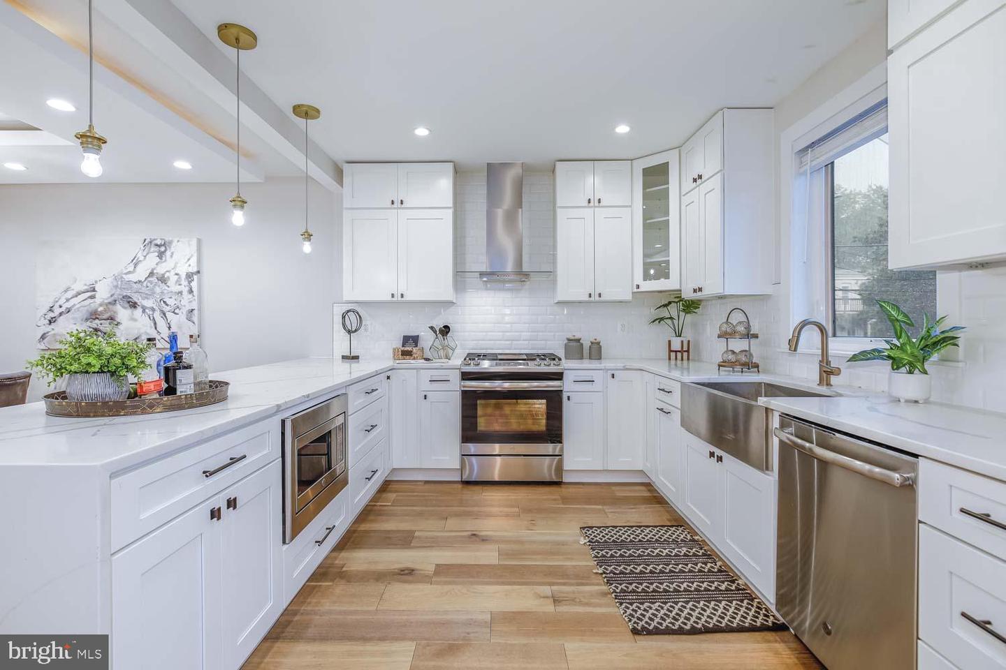 5014 9TH ST NW, WASHINGTON, District Of Columbia 20011, 5 Bedrooms Bedrooms, ,3 BathroomsBathrooms,Residential,For sale,5014 9TH ST NW,DCDC2207122 MLS # DCDC2207122