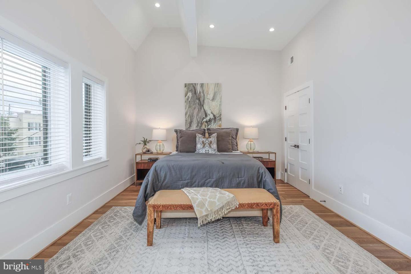5014 9TH ST NW, WASHINGTON, District Of Columbia 20011, 5 Bedrooms Bedrooms, ,3 BathroomsBathrooms,Residential,For sale,5014 9TH ST NW,DCDC2207122 MLS # DCDC2207122