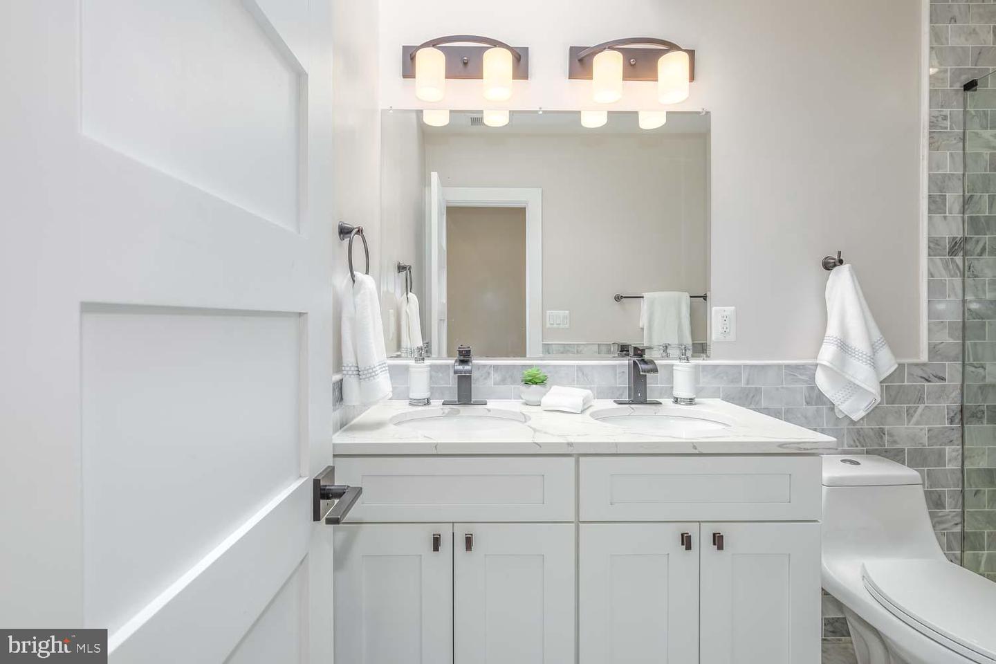 5014 9TH ST NW, WASHINGTON, District Of Columbia 20011, 5 Bedrooms Bedrooms, ,3 BathroomsBathrooms,Residential,For sale,5014 9TH ST NW,DCDC2207122 MLS # DCDC2207122