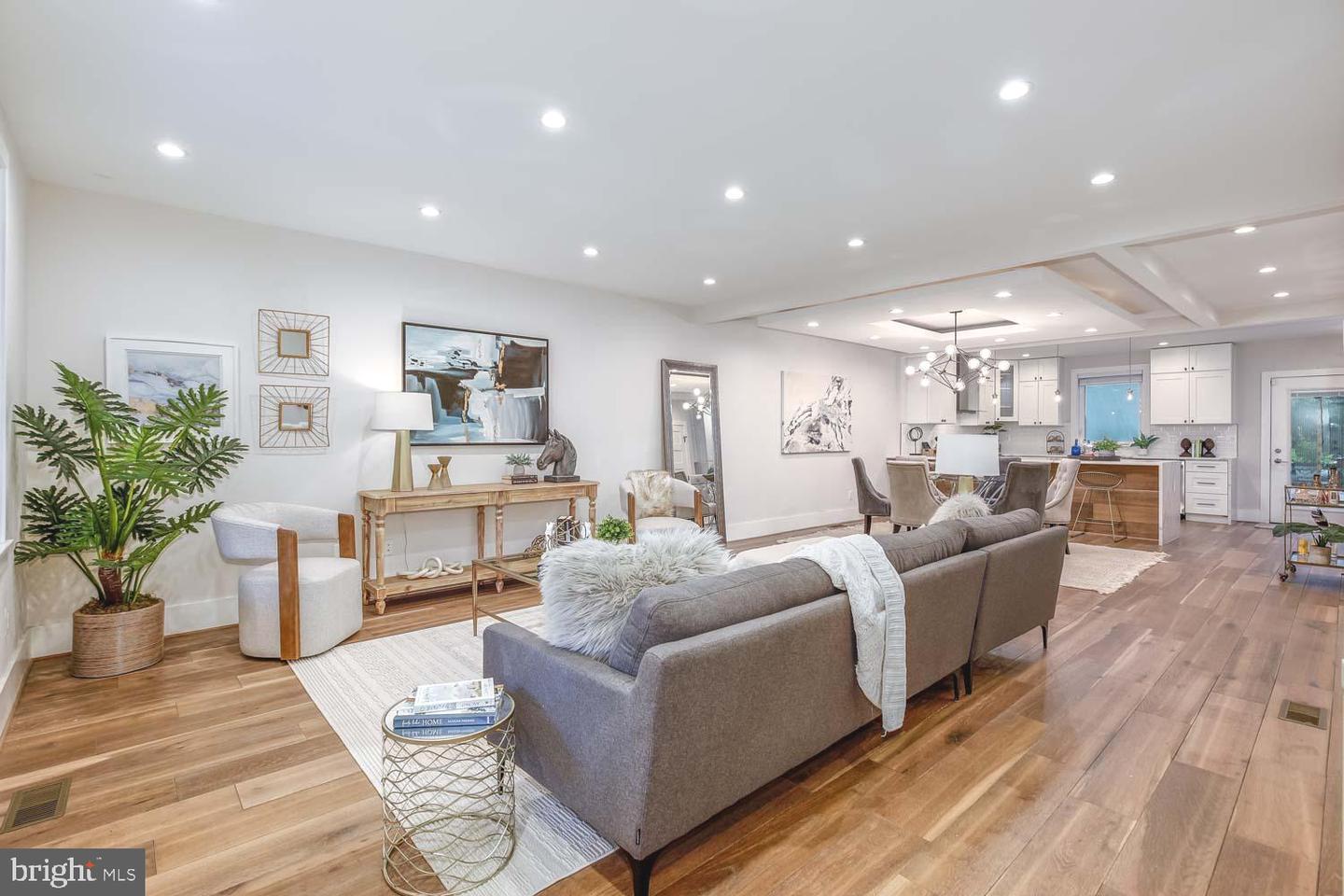 5014 9TH ST NW, WASHINGTON, District Of Columbia 20011, 5 Bedrooms Bedrooms, ,3 BathroomsBathrooms,Residential,For sale,5014 9TH ST NW,DCDC2207122 MLS # DCDC2207122