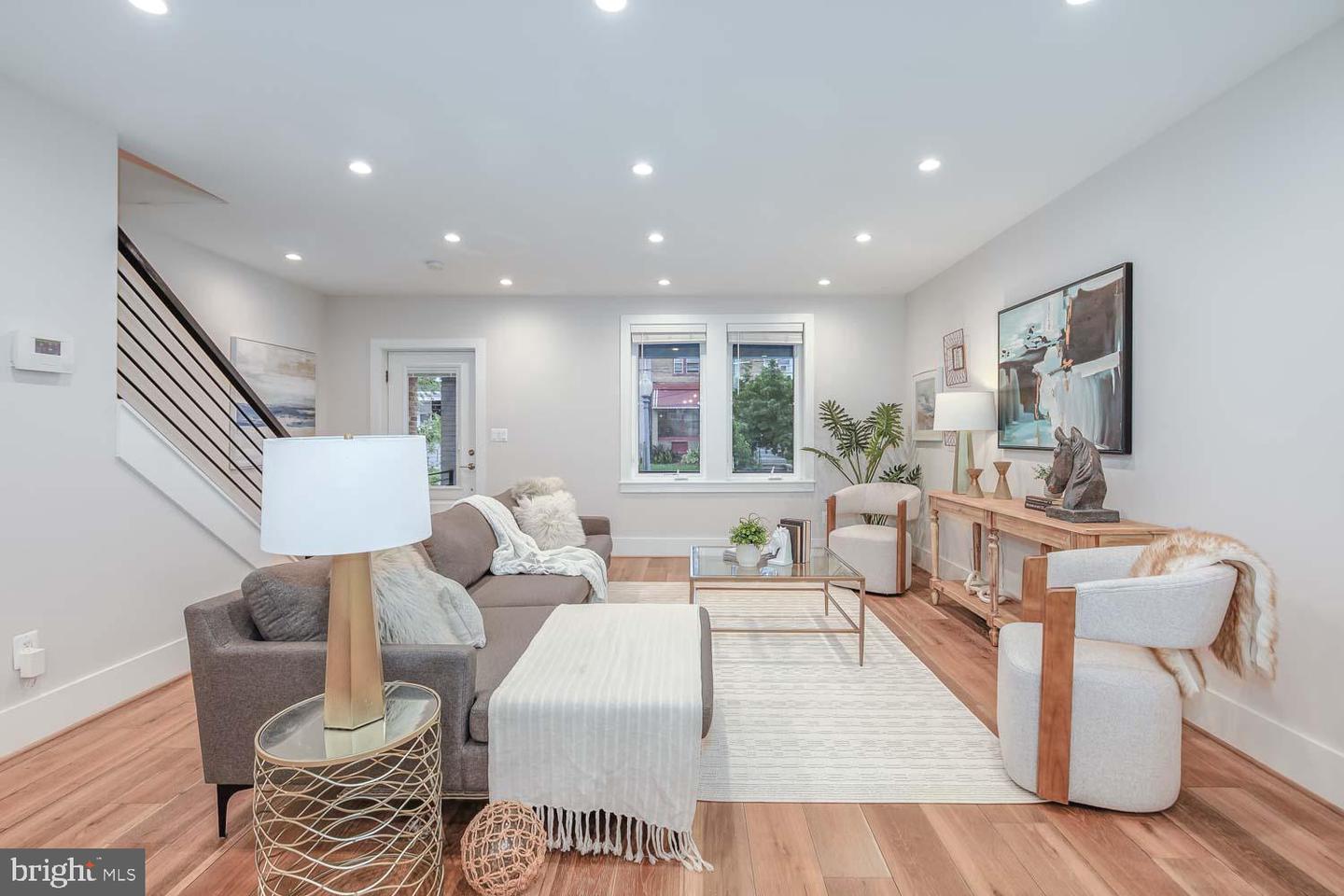 5014 9TH ST NW, WASHINGTON, District Of Columbia 20011, 5 Bedrooms Bedrooms, ,3 BathroomsBathrooms,Residential,For sale,5014 9TH ST NW,DCDC2207122 MLS # DCDC2207122