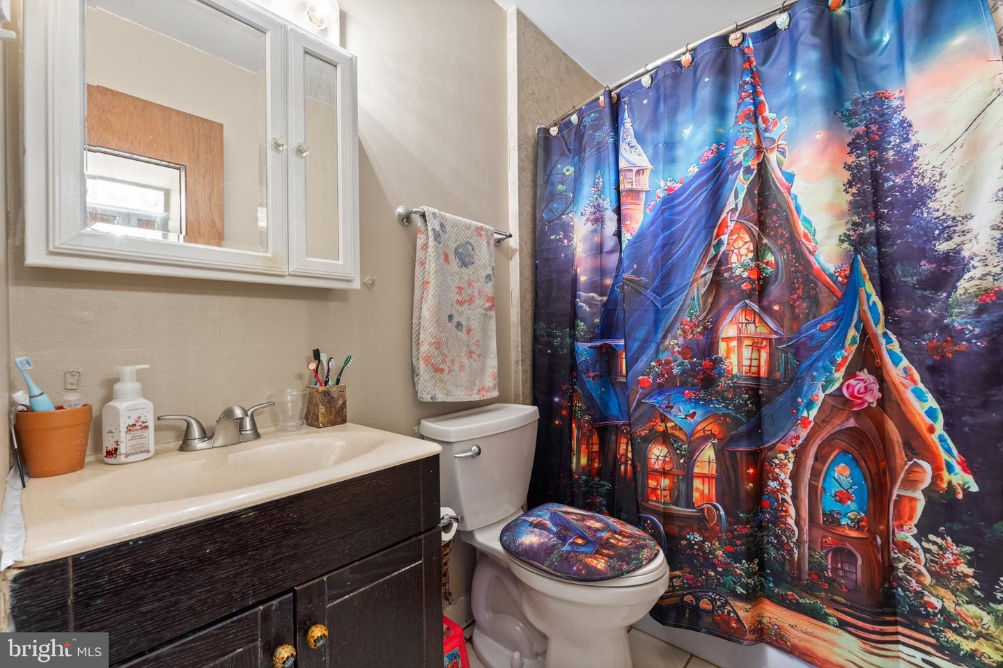 1006 S IRONWOOD RD, STERLING, Virginia 20164, 3 Bedrooms Bedrooms, ,1 BathroomBathrooms,Residential,For sale,1006 S IRONWOOD RD,VALO2100268 MLS # VALO2100268
