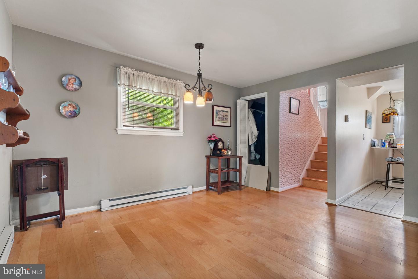 1006 S IRONWOOD RD, STERLING, Virginia 20164, 3 Bedrooms Bedrooms, ,1 BathroomBathrooms,Residential,For sale,1006 S IRONWOOD RD,VALO2100268 MLS # VALO2100268