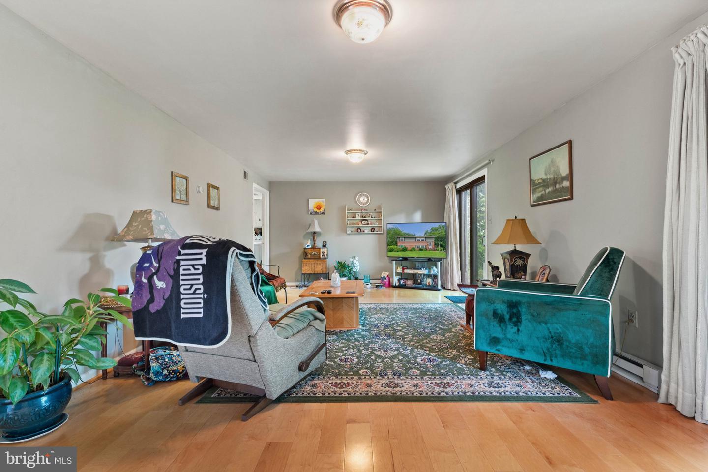 1006 S IRONWOOD RD, STERLING, Virginia 20164, 3 Bedrooms Bedrooms, ,1 BathroomBathrooms,Residential,For sale,1006 S IRONWOOD RD,VALO2100268 MLS # VALO2100268